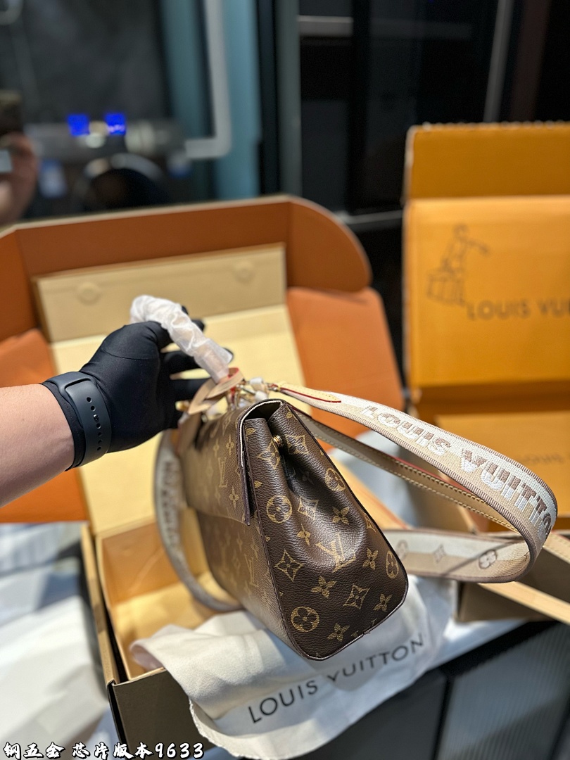 Louis Vuitton Cluny · 5619 — תמונה 4