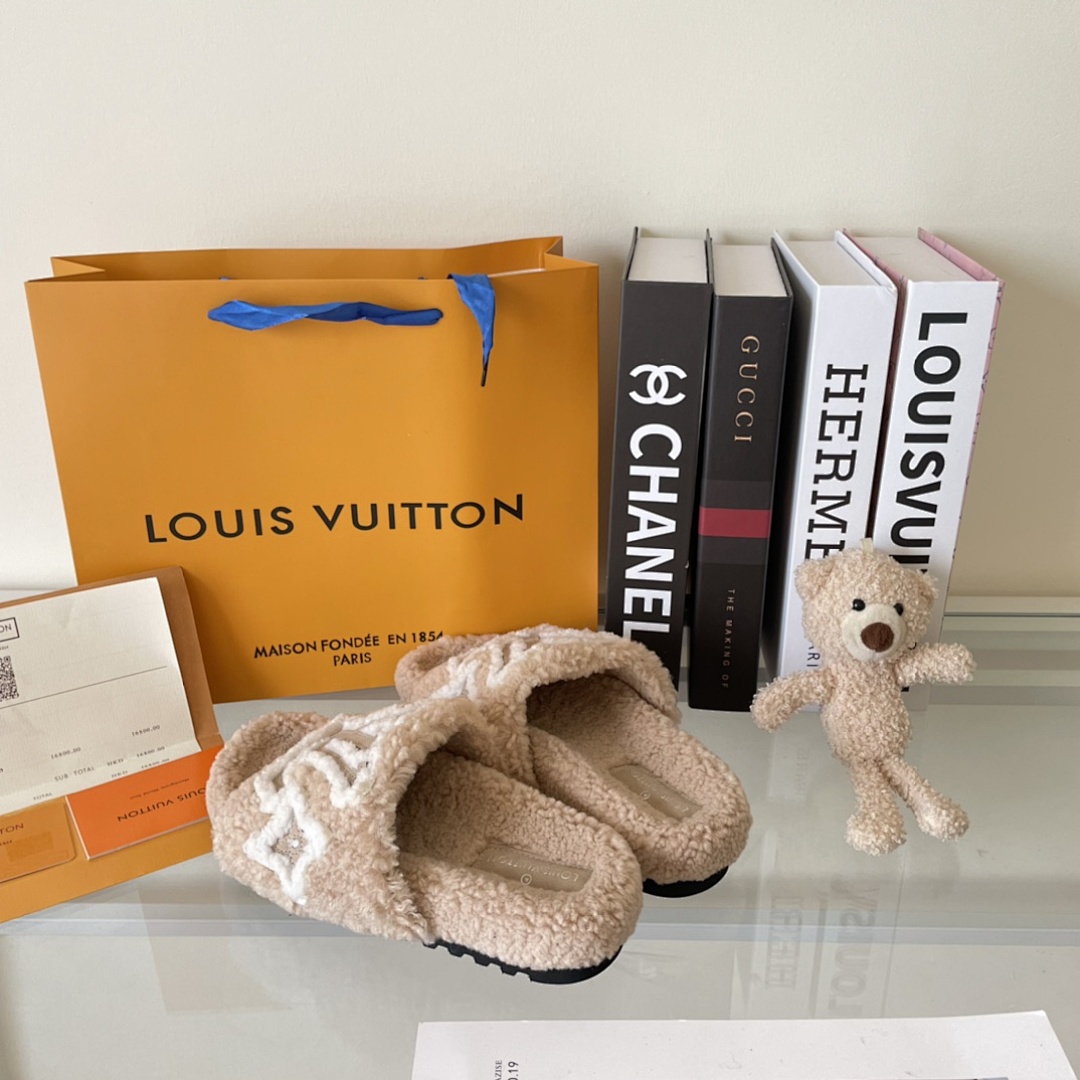 Louis Vuitton — כפכפים · 4804 — תמונה 21