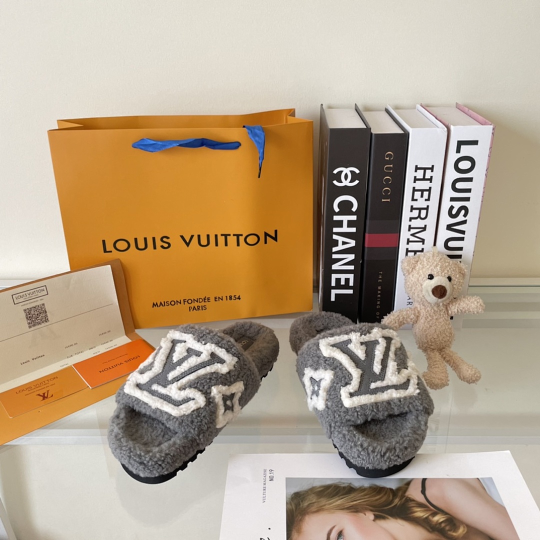 Louis Vuitton — כפכפים · 4804 — תמונה 31