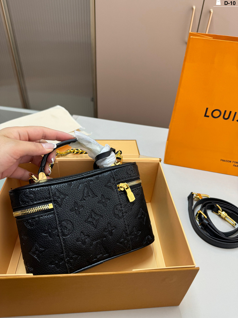 Louis Vuitton Vanity Chain Pouch · 6337 — תמונה 6