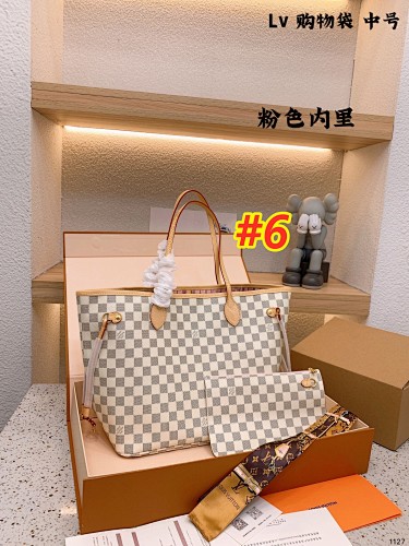 Louis Vuitton Neverfull MM · 4661
