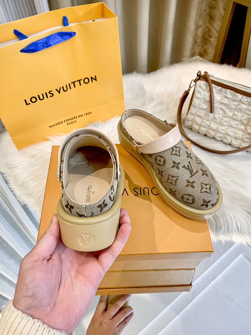 Louis Vuitton Aspen Platform Clog · 5207 — תמונה 11