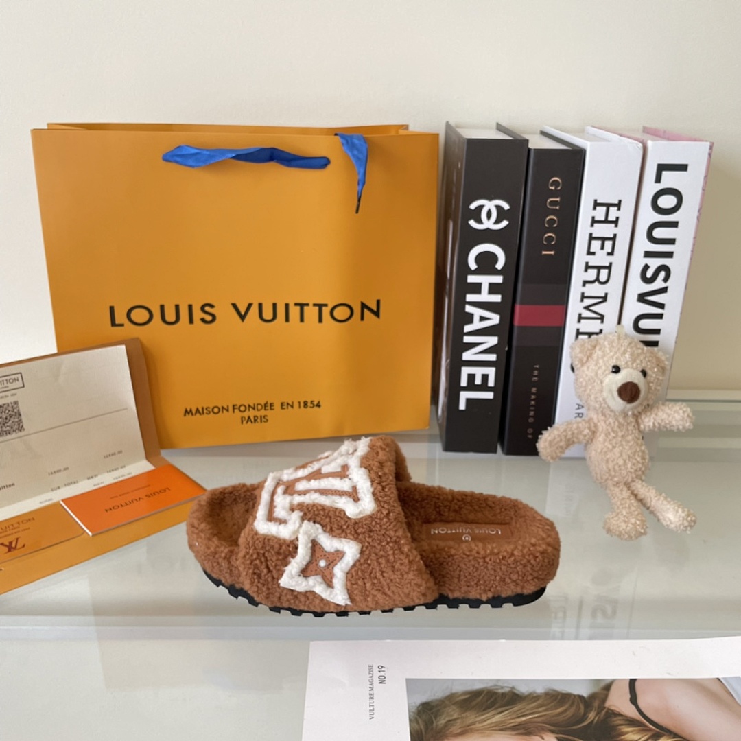 Louis Vuitton — כפכפים · 4804 — תמונה 27