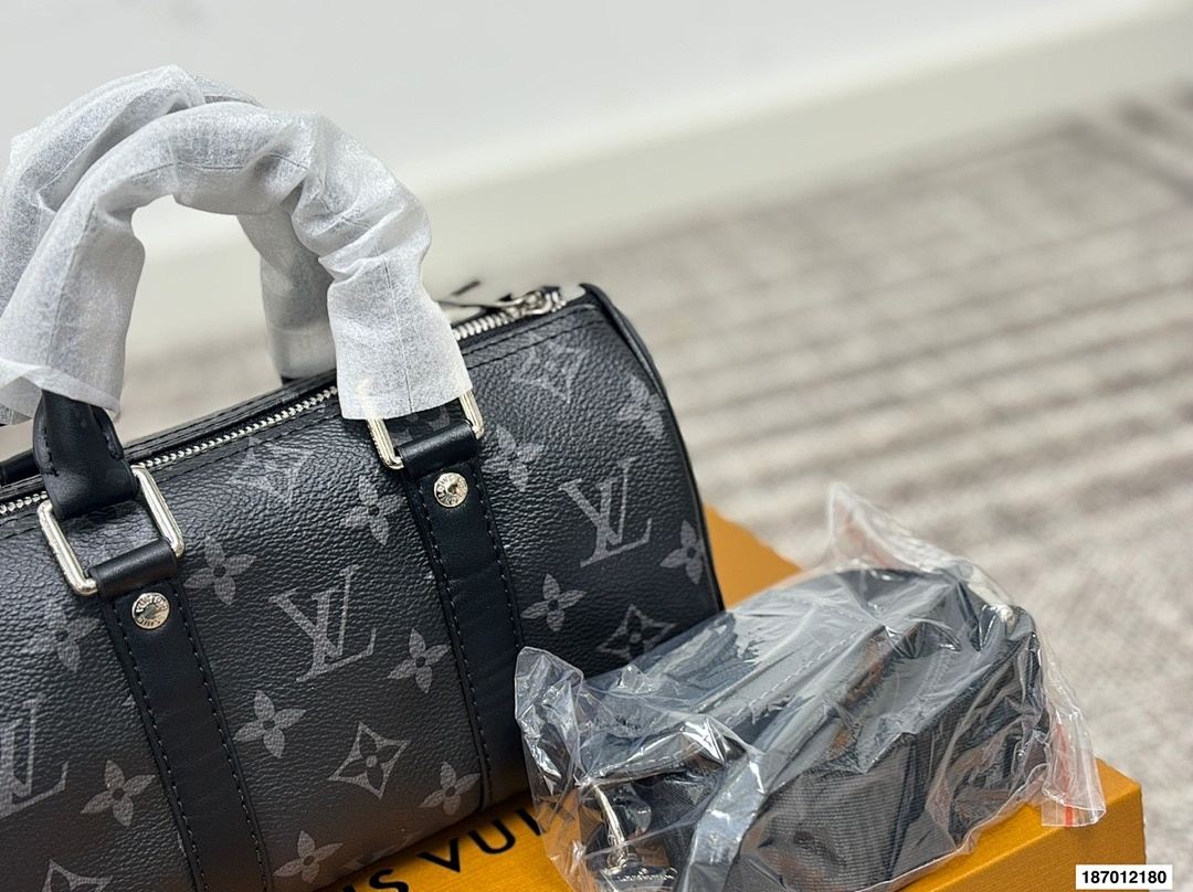 Louis Vuitton Nano Speedy Monogram Eclipse · 5852 — תמונה 10