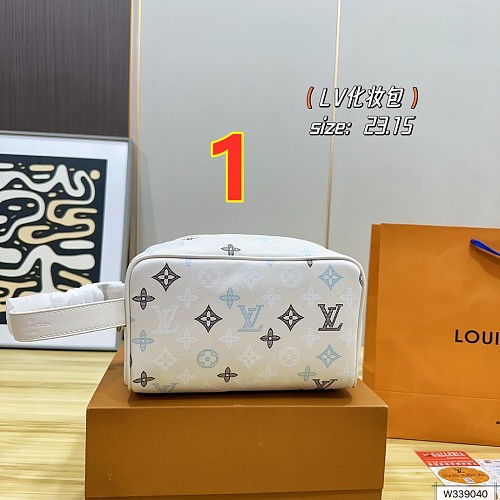 Louis Vuitton — נרתיק טיפוח · 6338