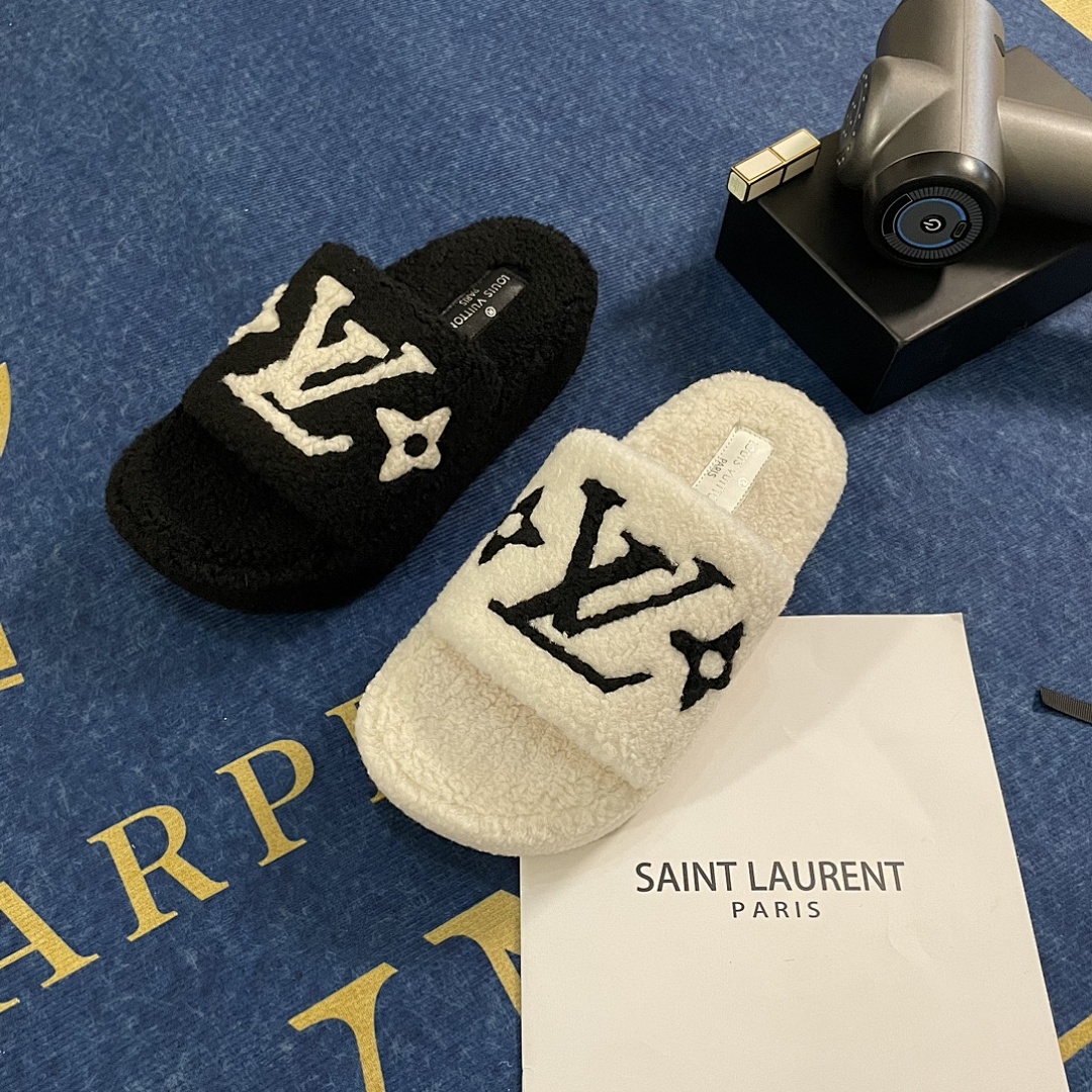 Louis Vuitton — סנדלים וכפכפים · 4634 — תמונה 4
