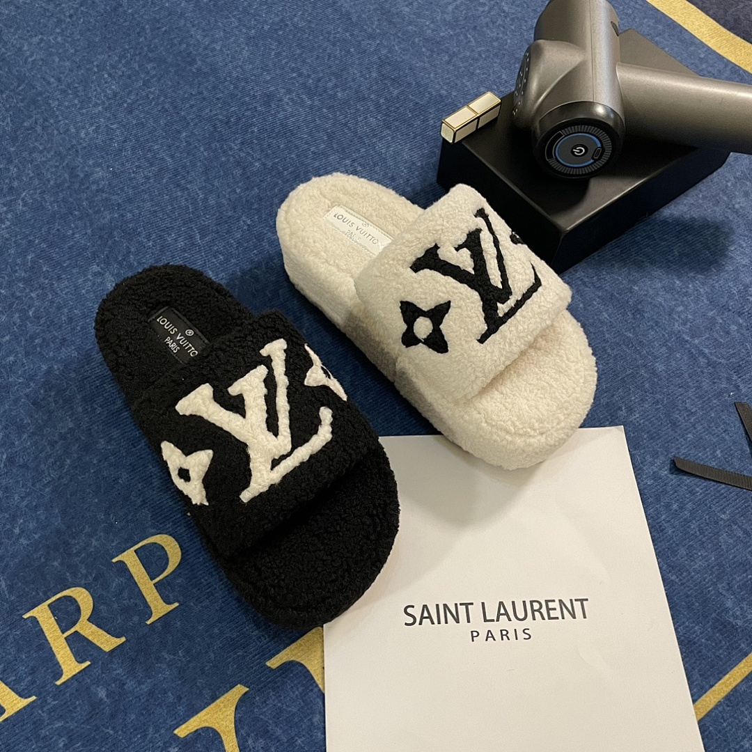 Louis Vuitton — סנדלים וכפכפים · 4634 — תמונה 3