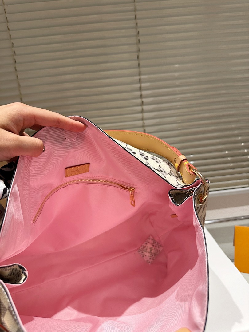 Louis Vuitton Graceful · 5557 — תמונה 15