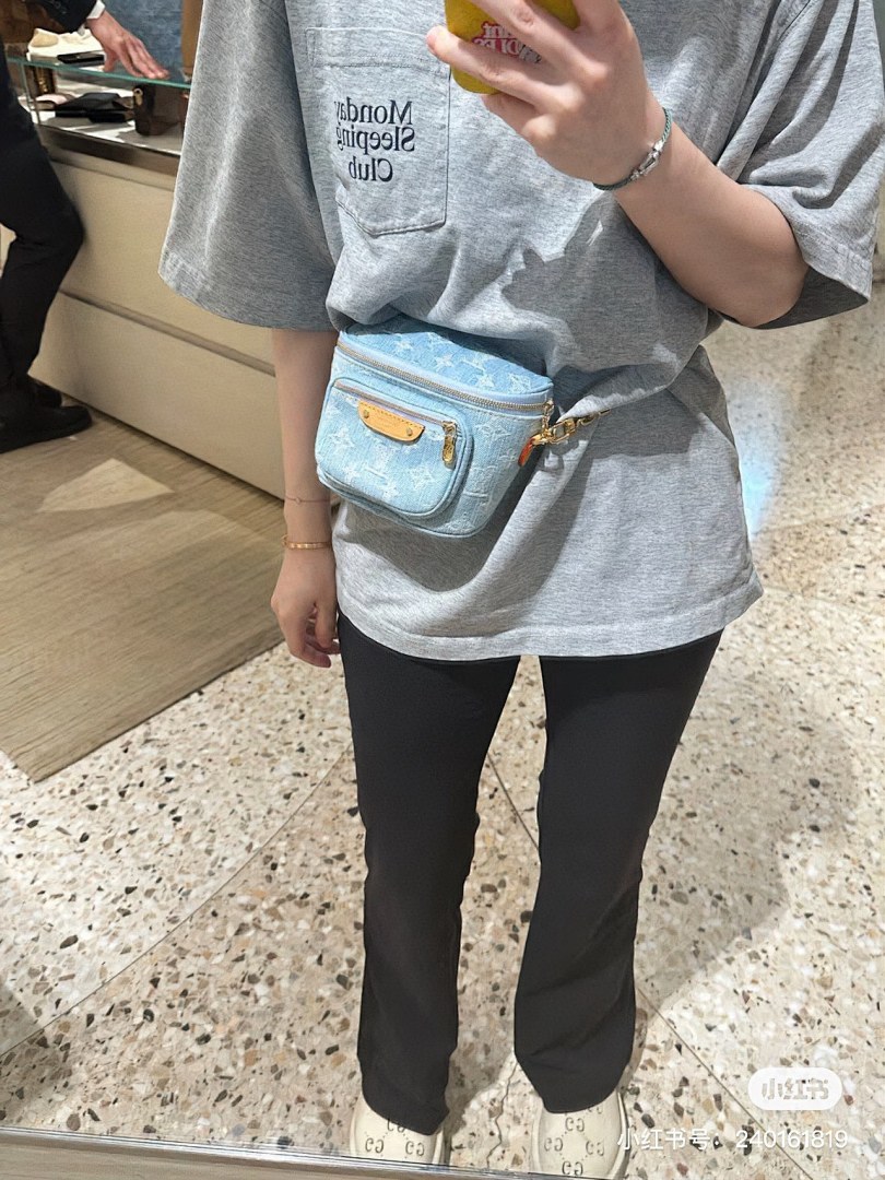 Louis Vuitton Mini Bumbag · 4801 — תמונה 8