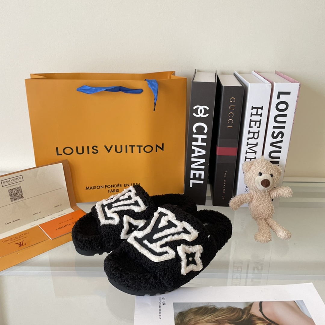 Louis Vuitton — כפכפים · 4804 — תמונה 16