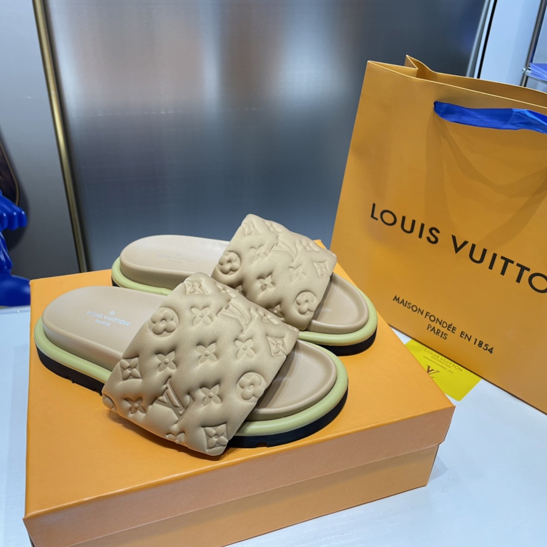 Louis Vuitton Pool Pillow Flat Comfort Mule · 4648 — תמונה 21