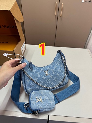 Louis Vuitton — תיק כתף · 6052