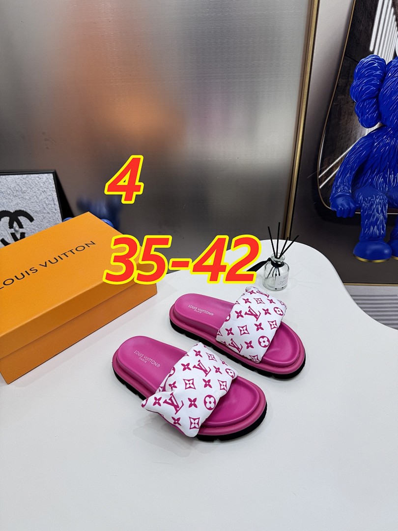 Louis Vuitton Padded Slides · 5295 — תמונה 6