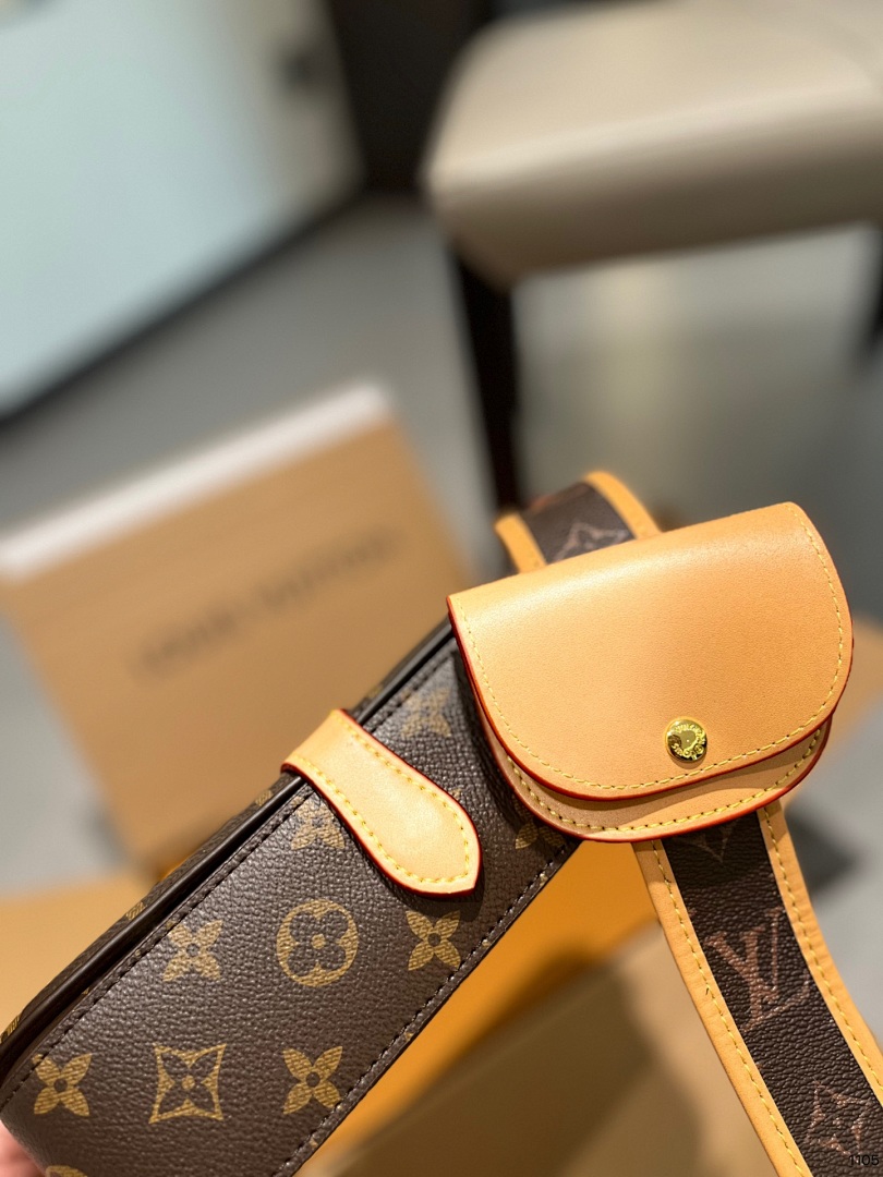 Louis Vuitton Officier Pouch · 5332 — תמונה 6