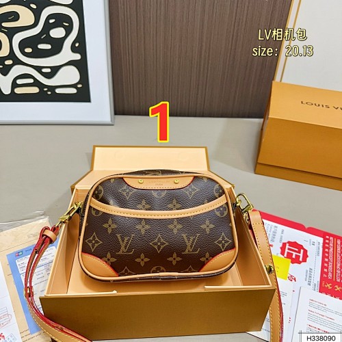 Louis Vuitton Deauville Mini · 5853