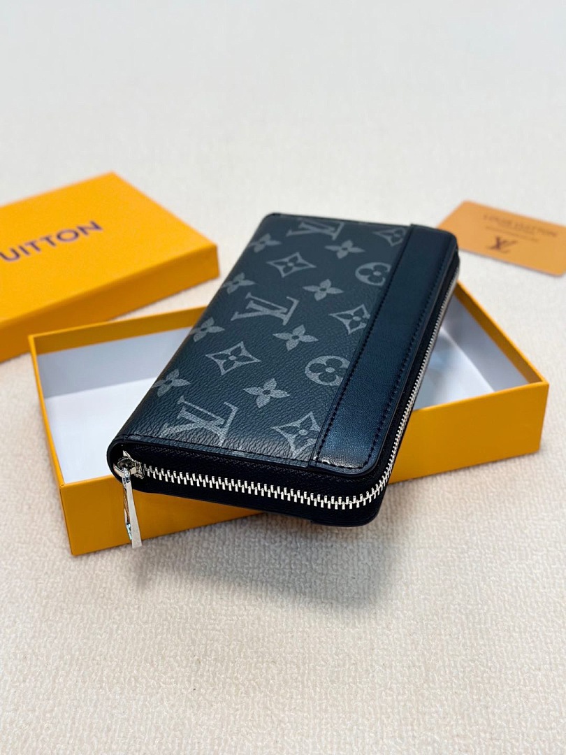 Louis Vuitton Zippy Wallet Horizontal Taiga · 5850 — תמונה 28