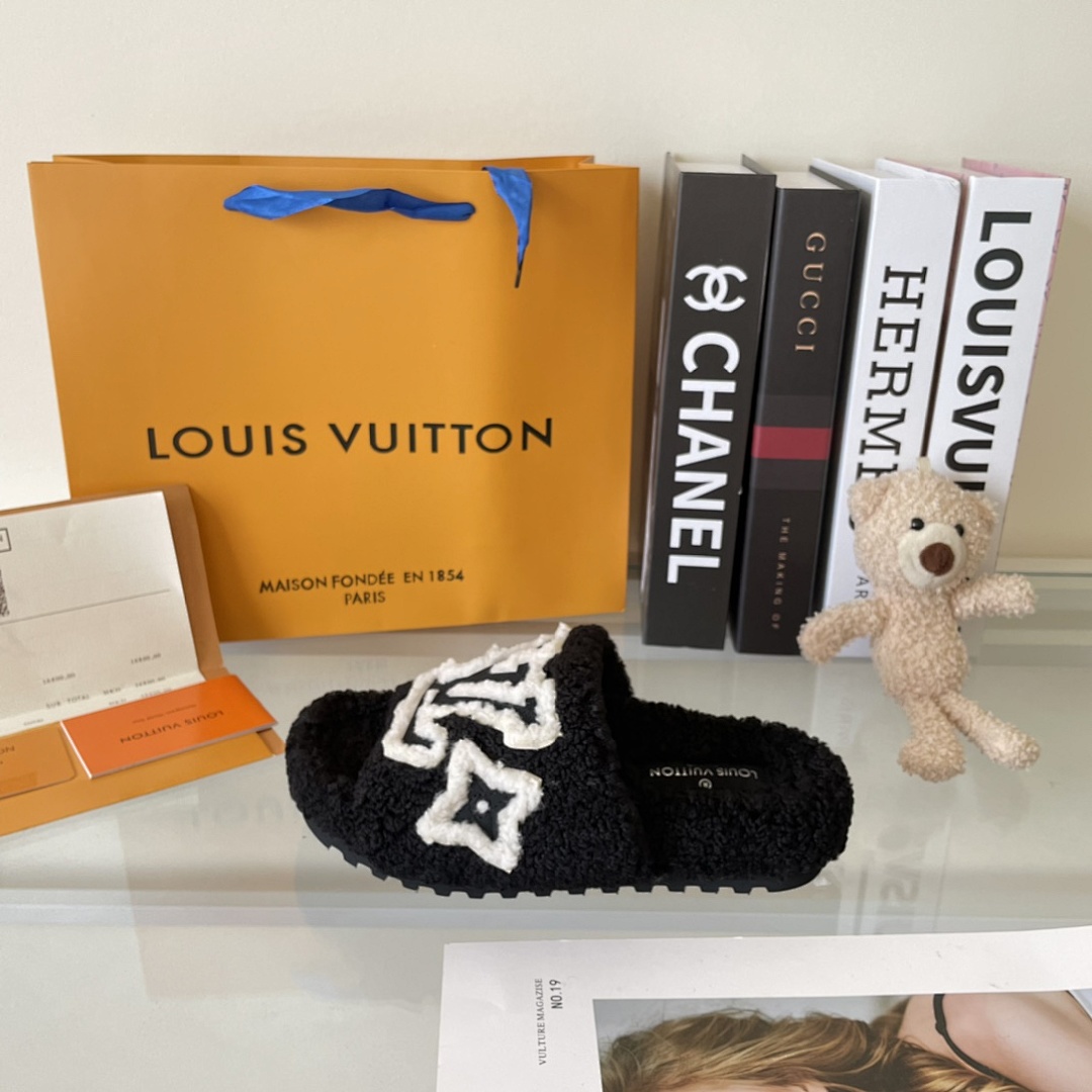 Louis Vuitton — כפכפים · 4804 — תמונה 13