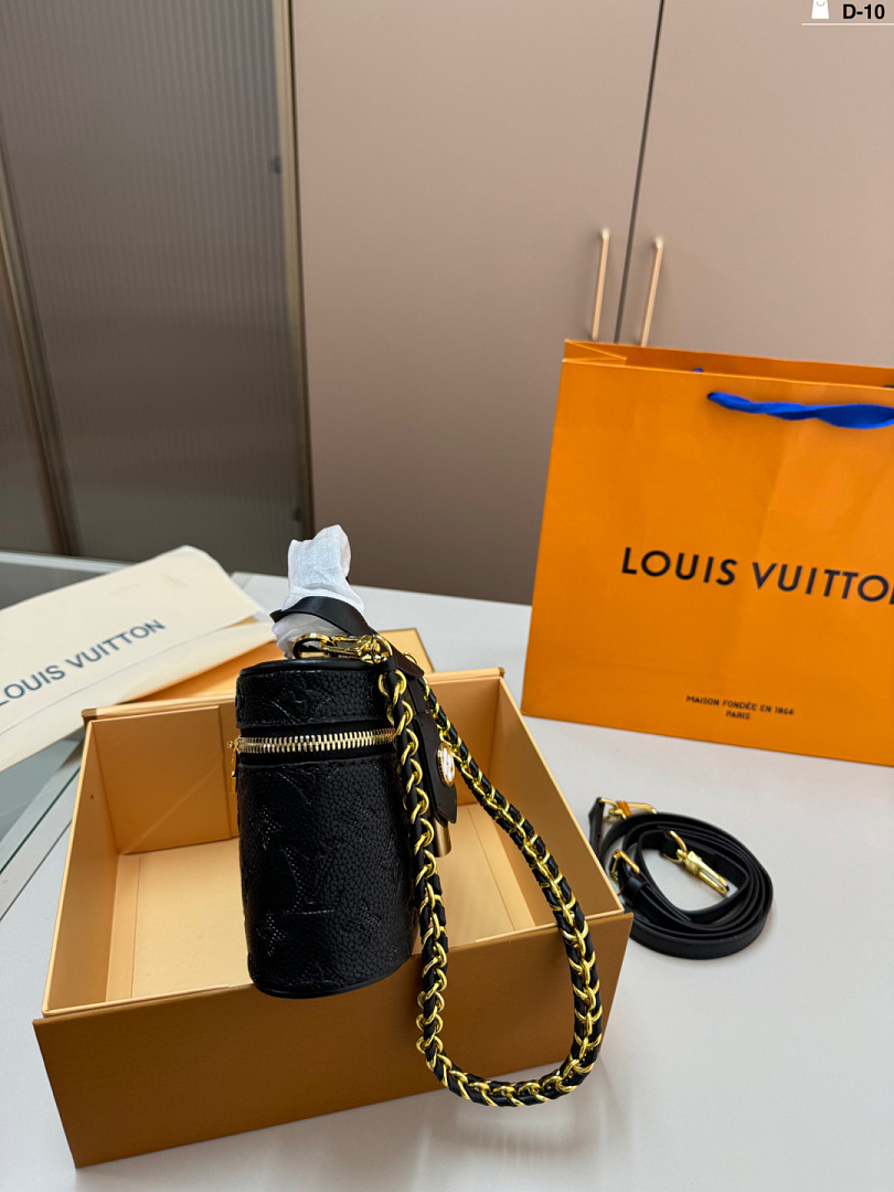 Louis Vuitton Vanity Chain Pouch · 6337 — תמונה 7