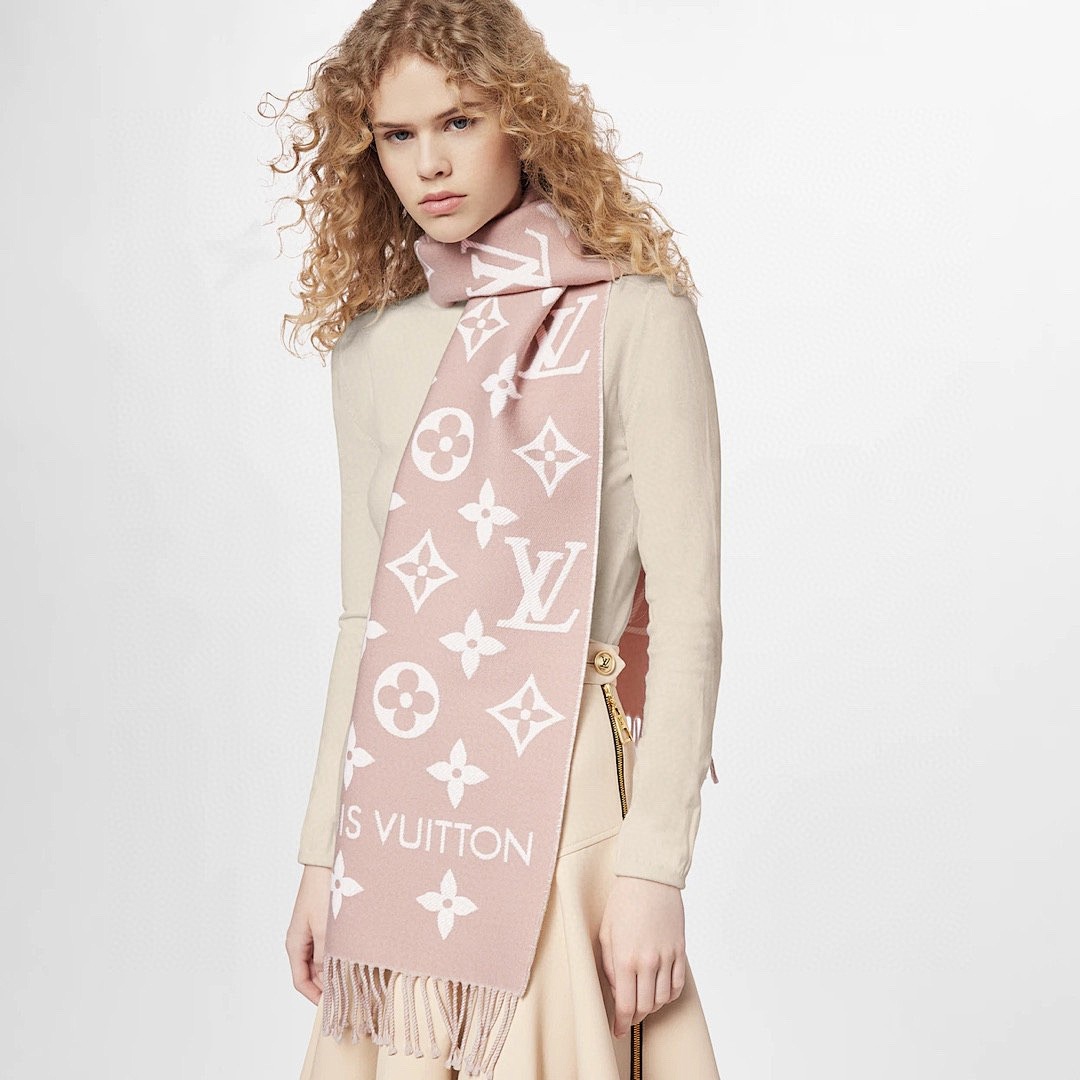 Louis Vuitton Essential Scarf · 3890 — תמונה 13