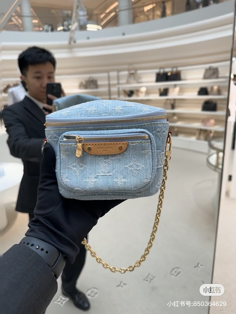 Louis Vuitton Mini Bumbag · 4801 — תמונה 7