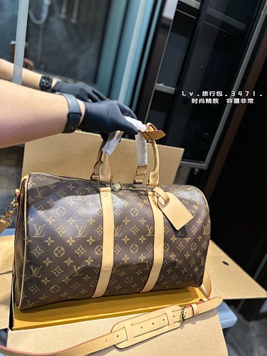 Louis Vuitton Keepall Bandoulière 45 · 4988