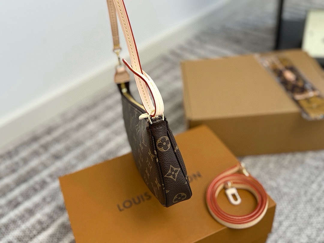 Louis Vuitton Pochette Accessoires · 5799 — תמונה 8