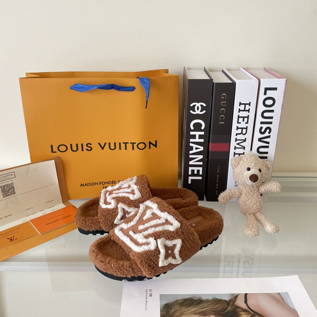 Louis Vuitton — כפכפים · 4804 — תמונה 30