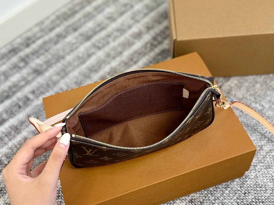 Louis Vuitton Pochette Accessoires · 5799 — תמונה 2