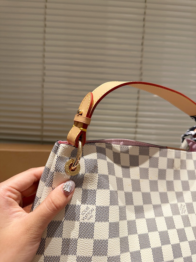 Louis Vuitton Graceful · 5557 — תמונה 16