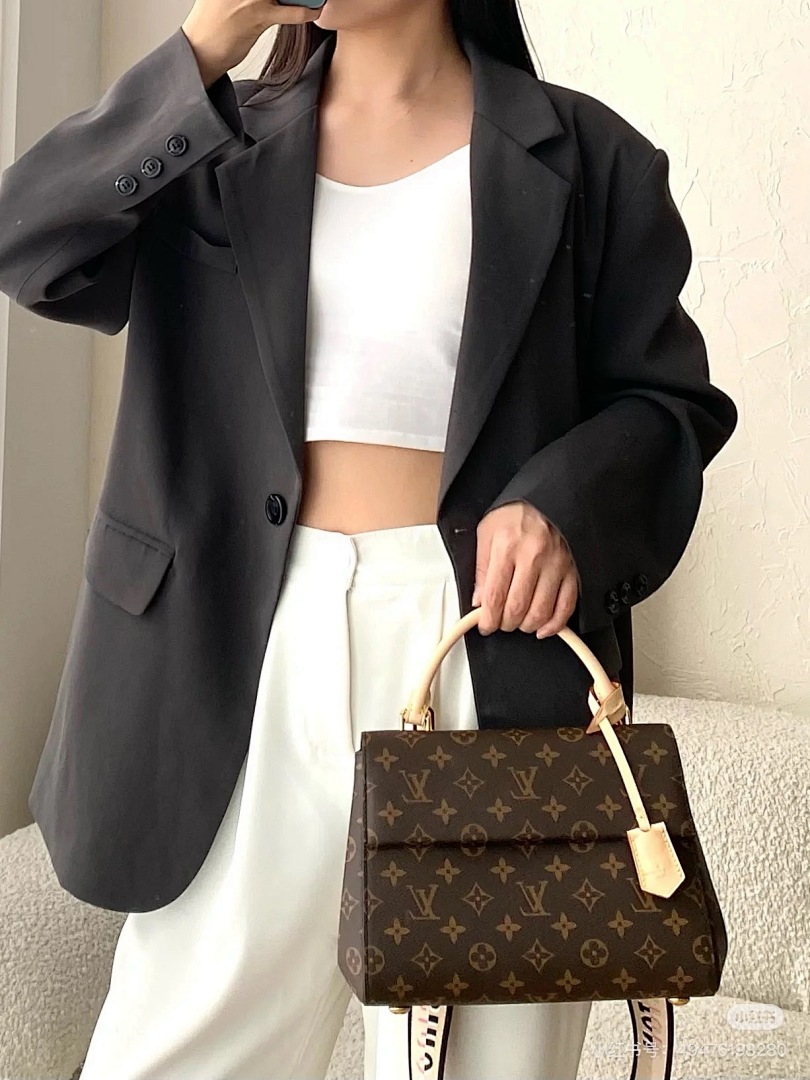 Louis Vuitton Cluny · 5619 — תמונה 5
