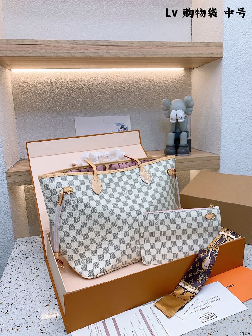 Louis Vuitton Neverfull MM · 4661 — תמונה 16