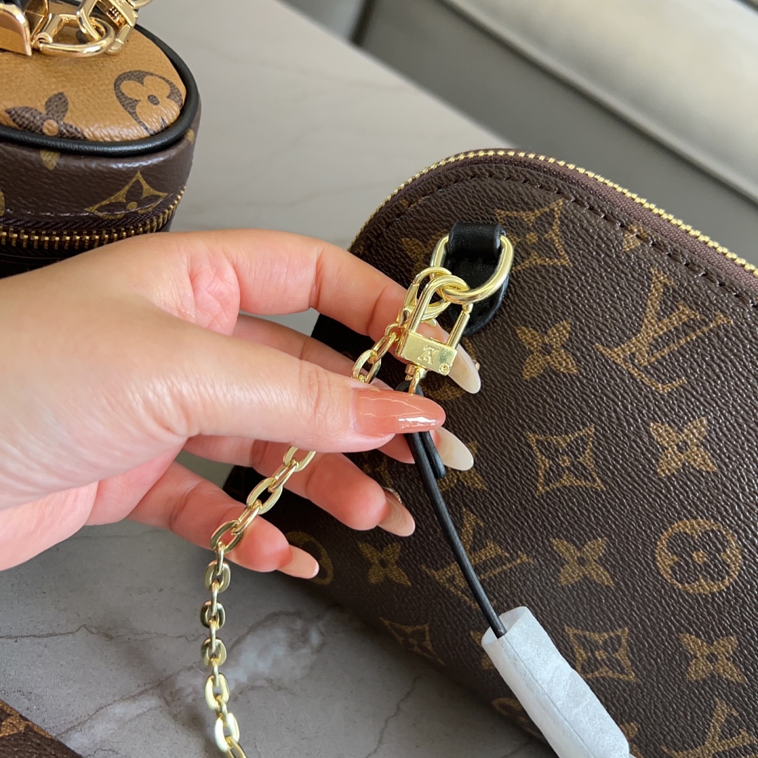 Louis Vuitton Cosmetic Pouch · 6340 — תמונה 5
