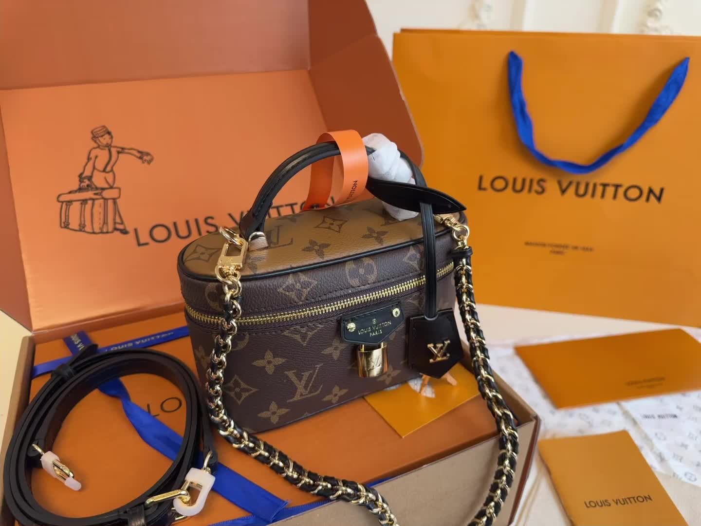 Louis Vuitton Vanity PM Monogram Reverse · 5281 — תמונה 4
