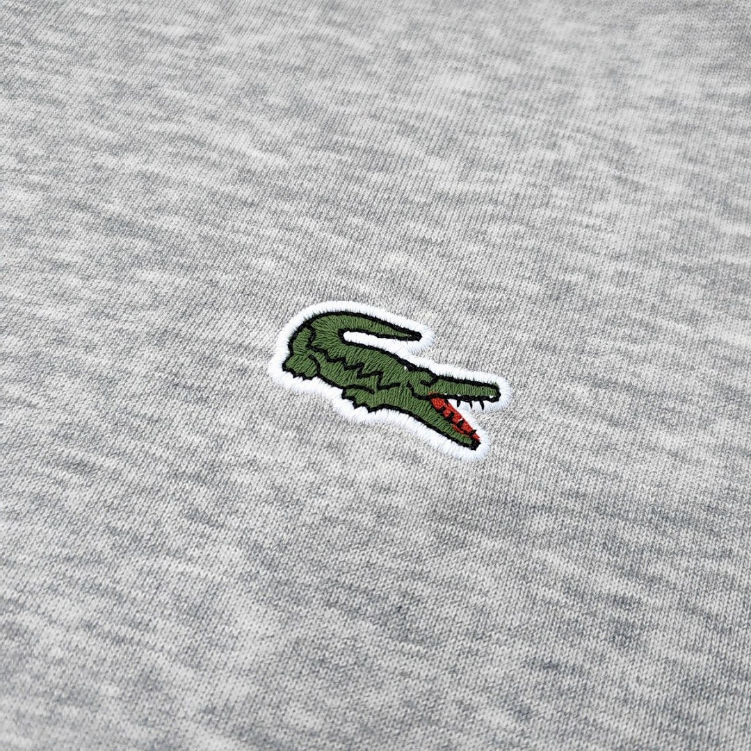 Lacoste Classic Fit Printed Crew Neck · A2093 — תמונה 25