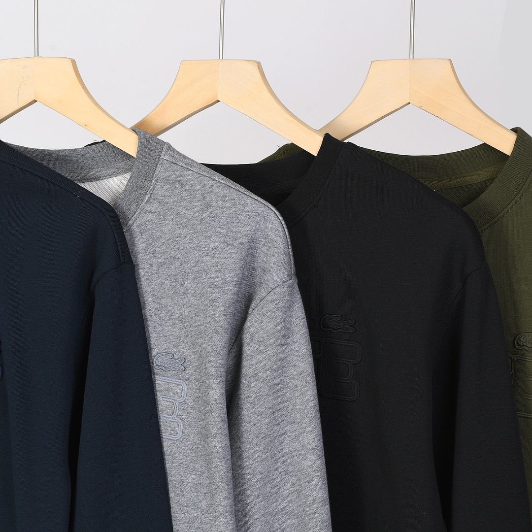 Lacoste Embossed Fleece Sweatshirt · A3306 — תמונה 41