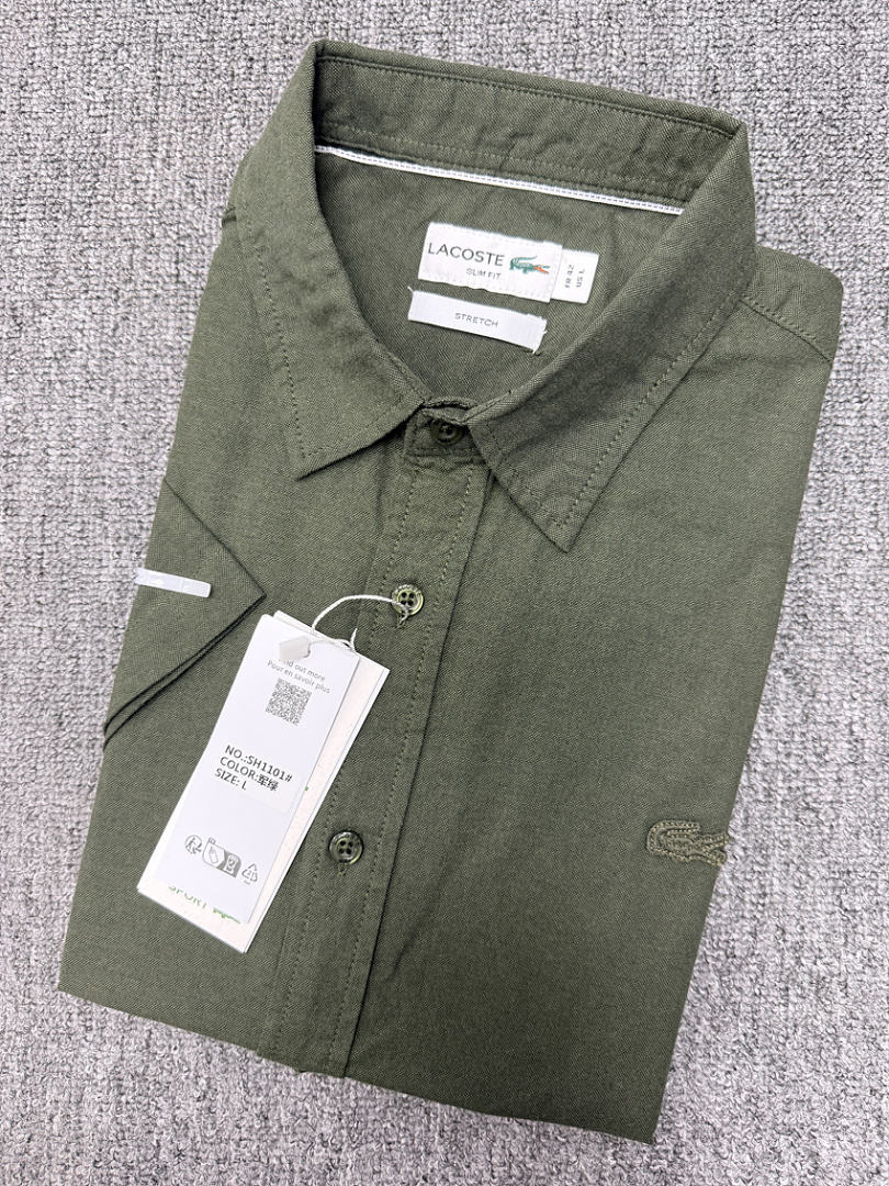 Lacoste Regular Fit Short Sleeve Oxford · A3150 — תמונה 28