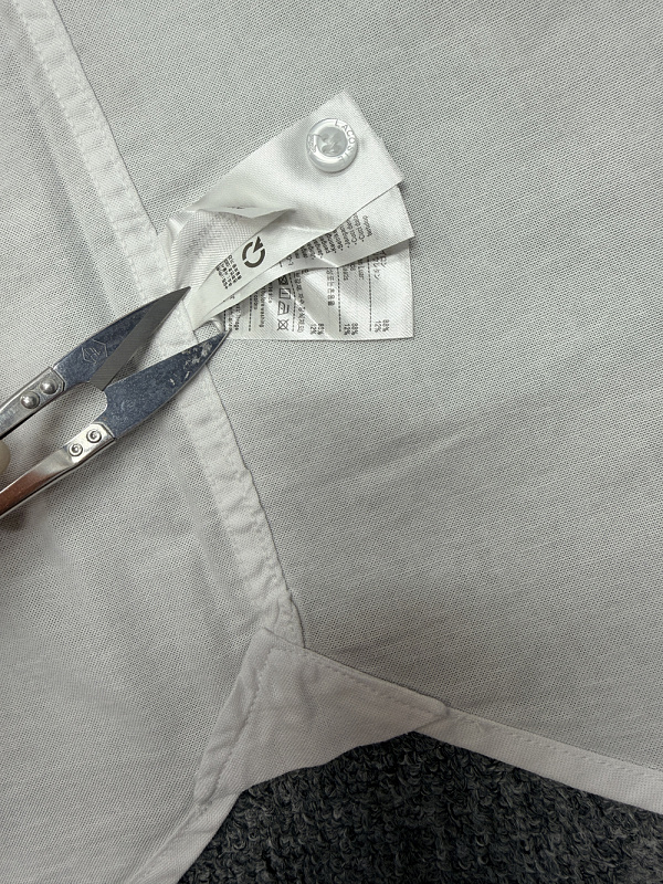 Lacoste Regular Fit Short Sleeve Oxford · A3150 — תמונה 17