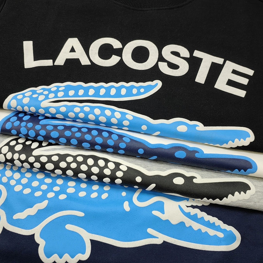 Lacoste Classic Fit Printed Crew Neck · A2093 — תמונה 12