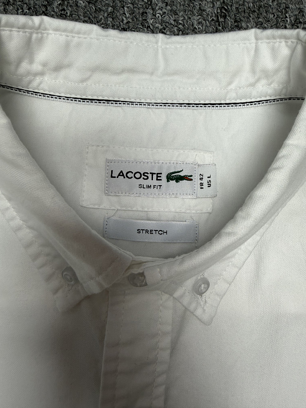 Lacoste Regular Fit Short-Sleeved Oxford Shirt · A1507 — תמונה 20