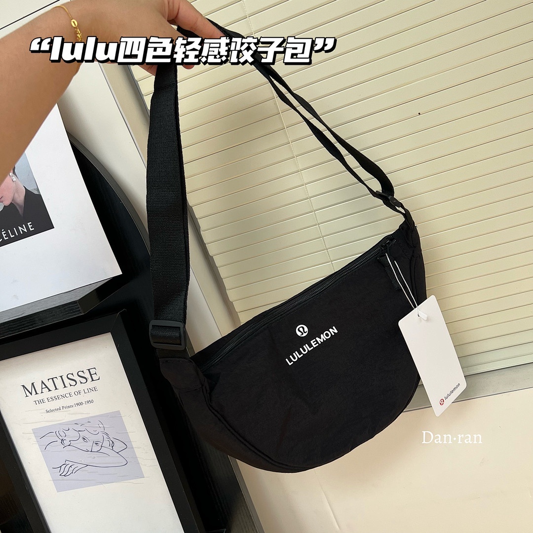 Lululemon Small Slouchy Sling Bag 3L · A2753 — תמונה 35