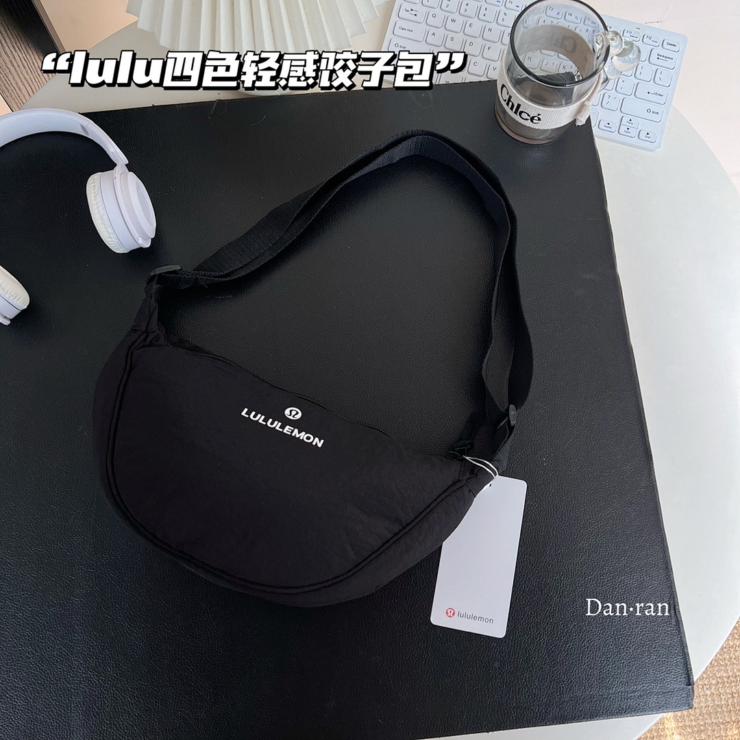 Lululemon Small Slouchy Sling Bag 3L · A2753 — תמונה 25
