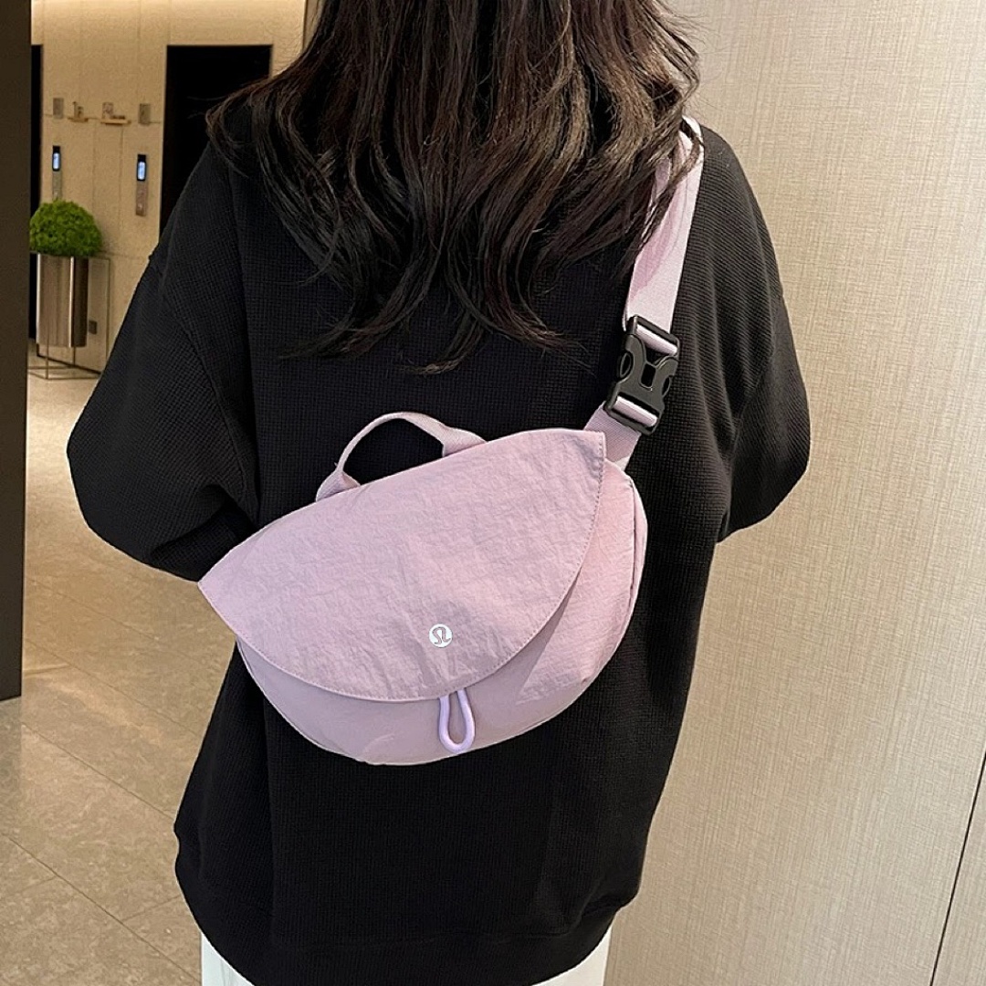 Lululemon Curved Crossbody Bag · A2790 — תמונה 33