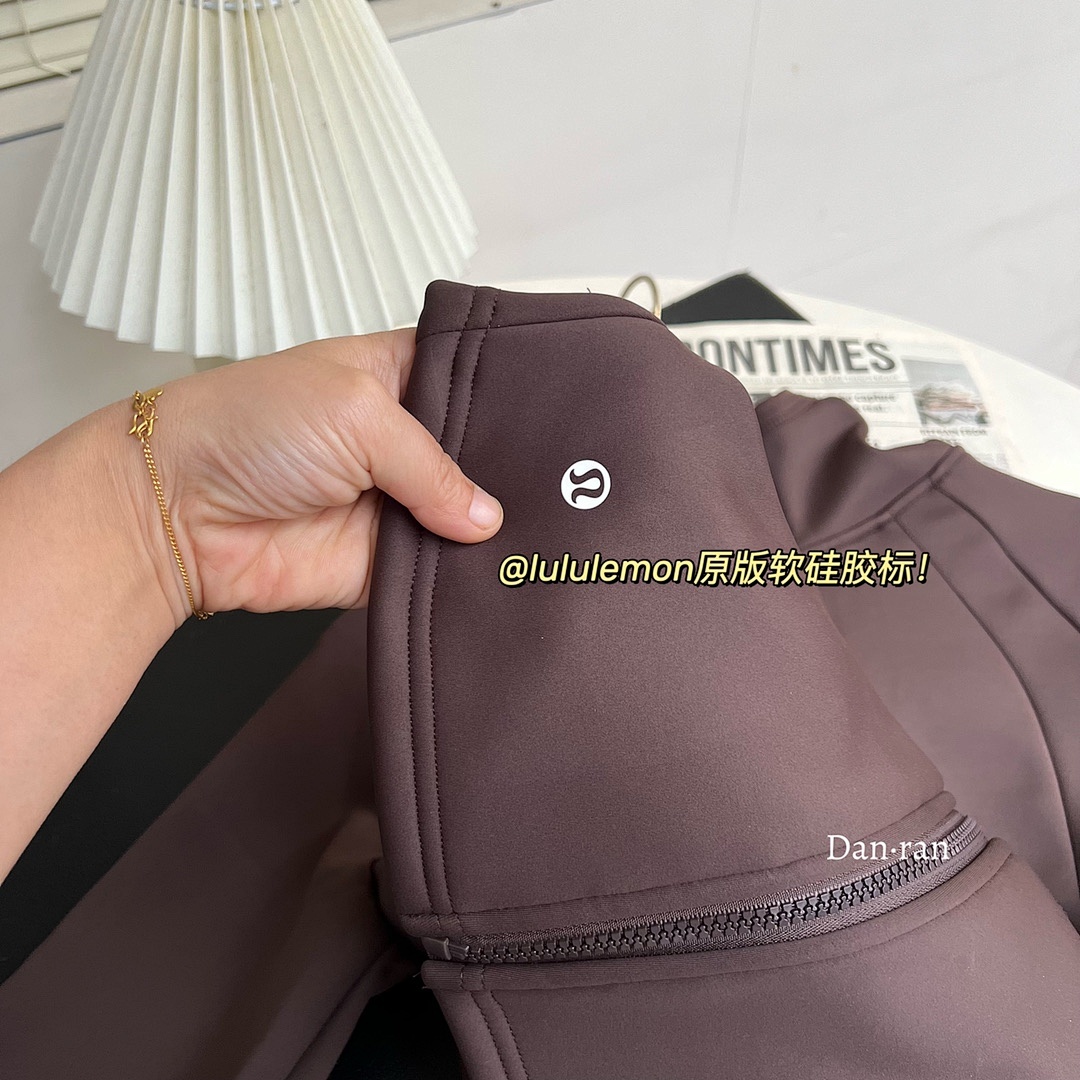 Lululemon Define Cropped Hooded Jacket · A2723 — תמונה 23