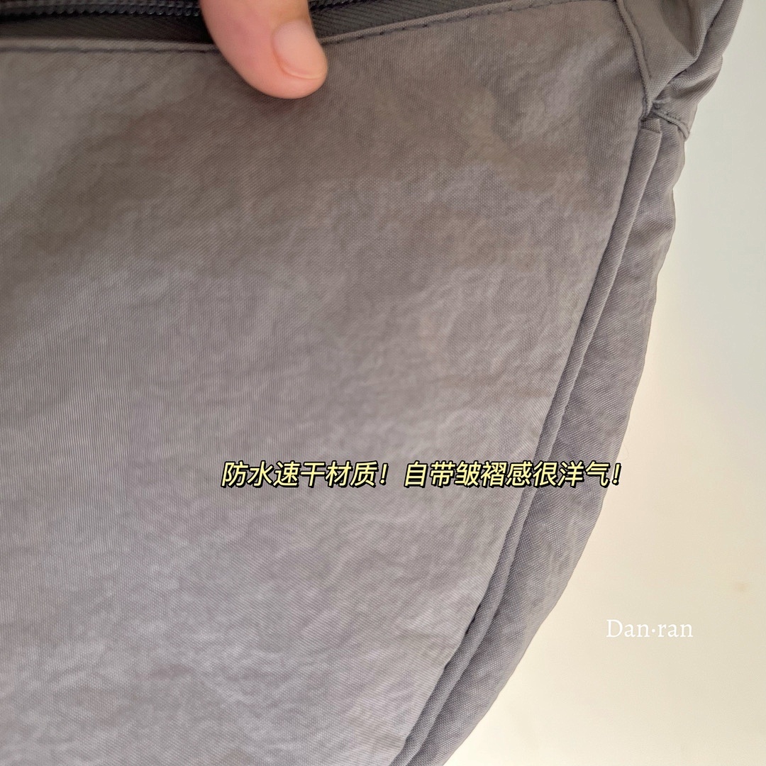 Lululemon Small Slouchy Sling Bag 3L · A2753 — תמונה 16