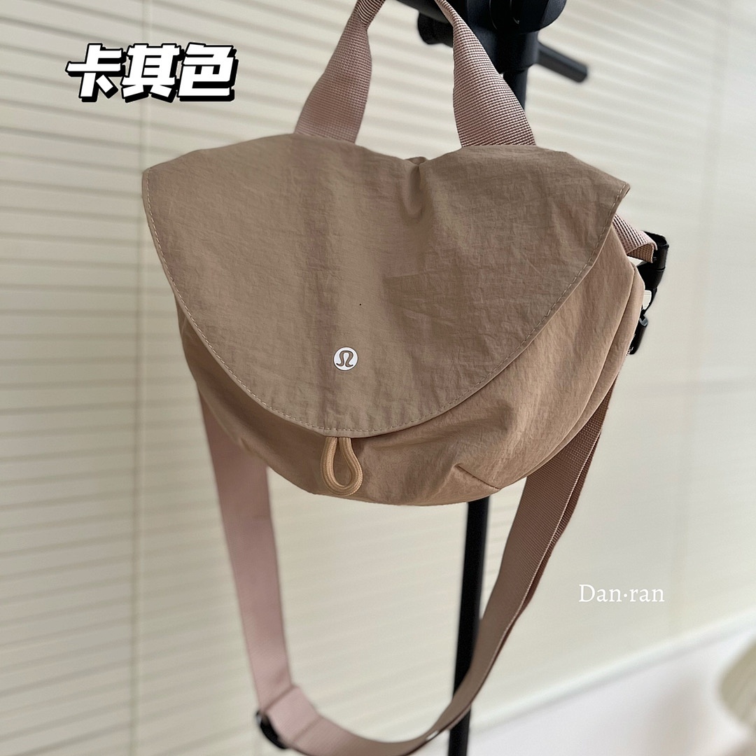 Lululemon Curved Crossbody Bag · A2790 — תמונה 7