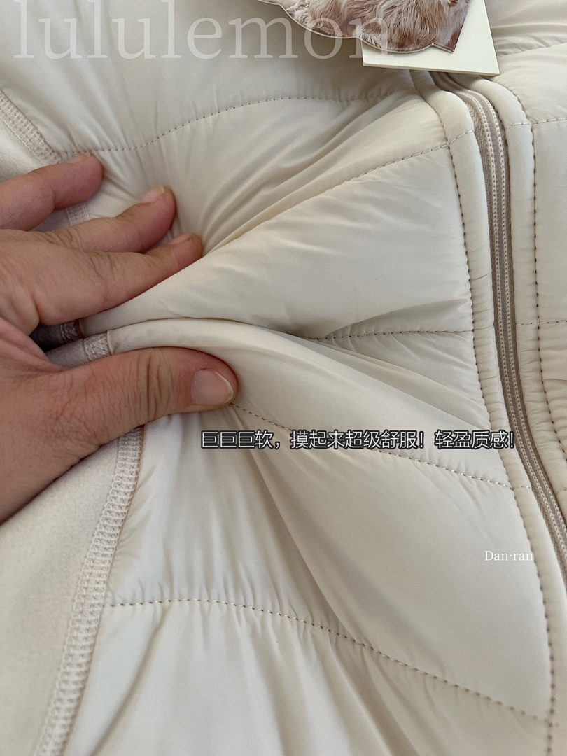 Lululemon — מעיל מרופד · A2799 — תמונה 17