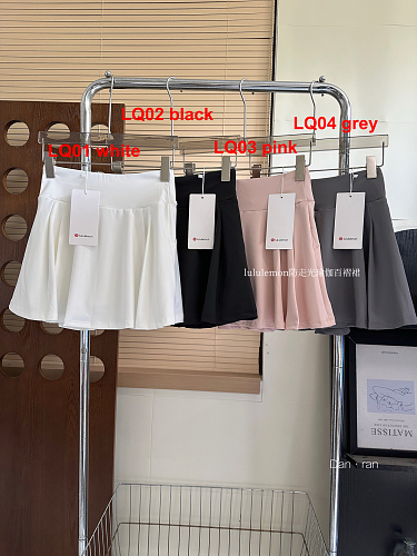 Lululemon Side-Pleat High-Rise Tennis Skirt · A3100
