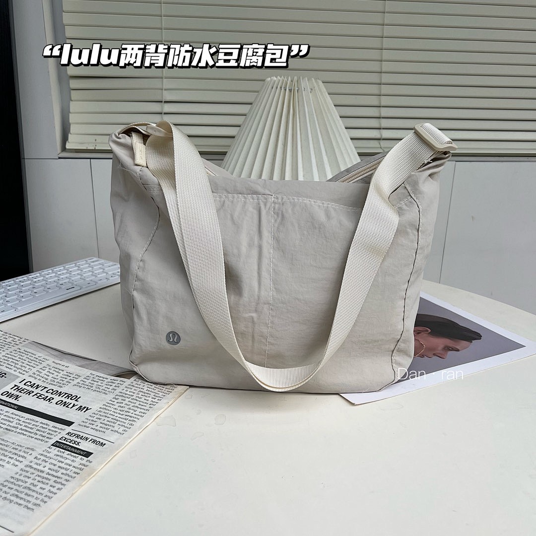 Lululemon Slouchy Sling Bag 6L · A2788 — תמונה 16