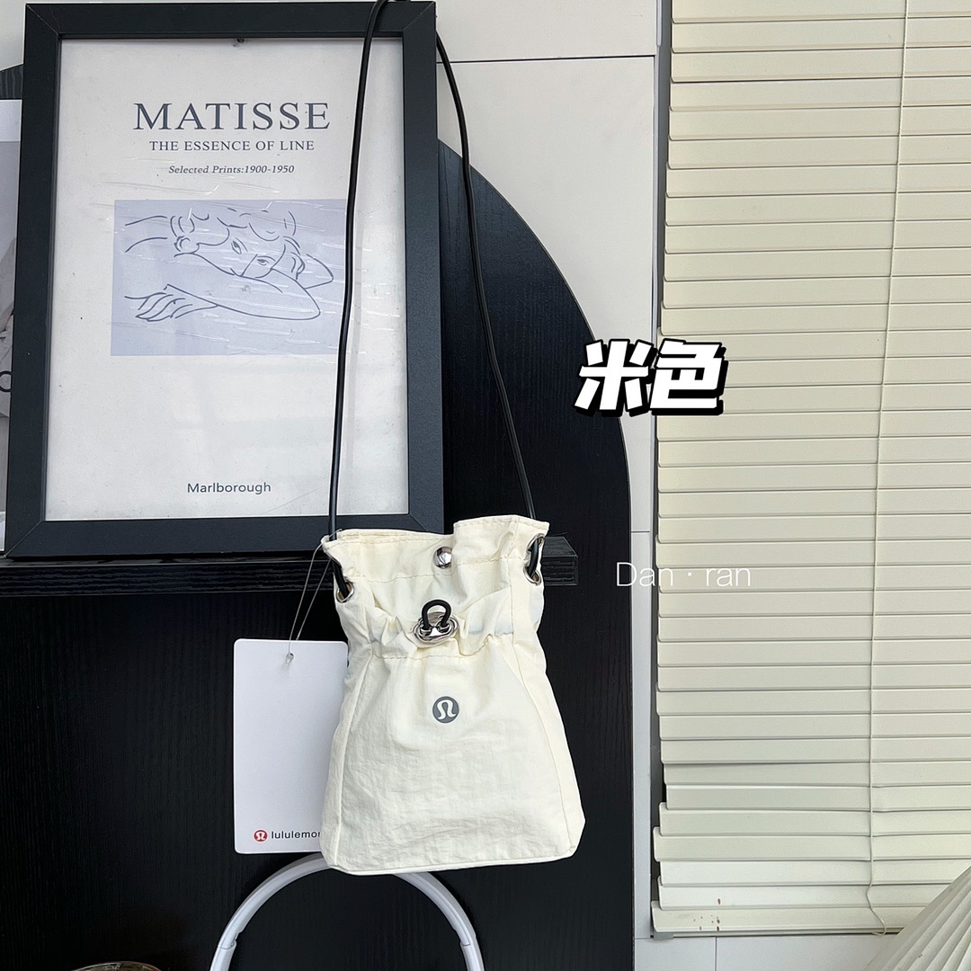 Lululemon Drawstring Bucket Crossbody Bag · A2791 — תמונה 4
