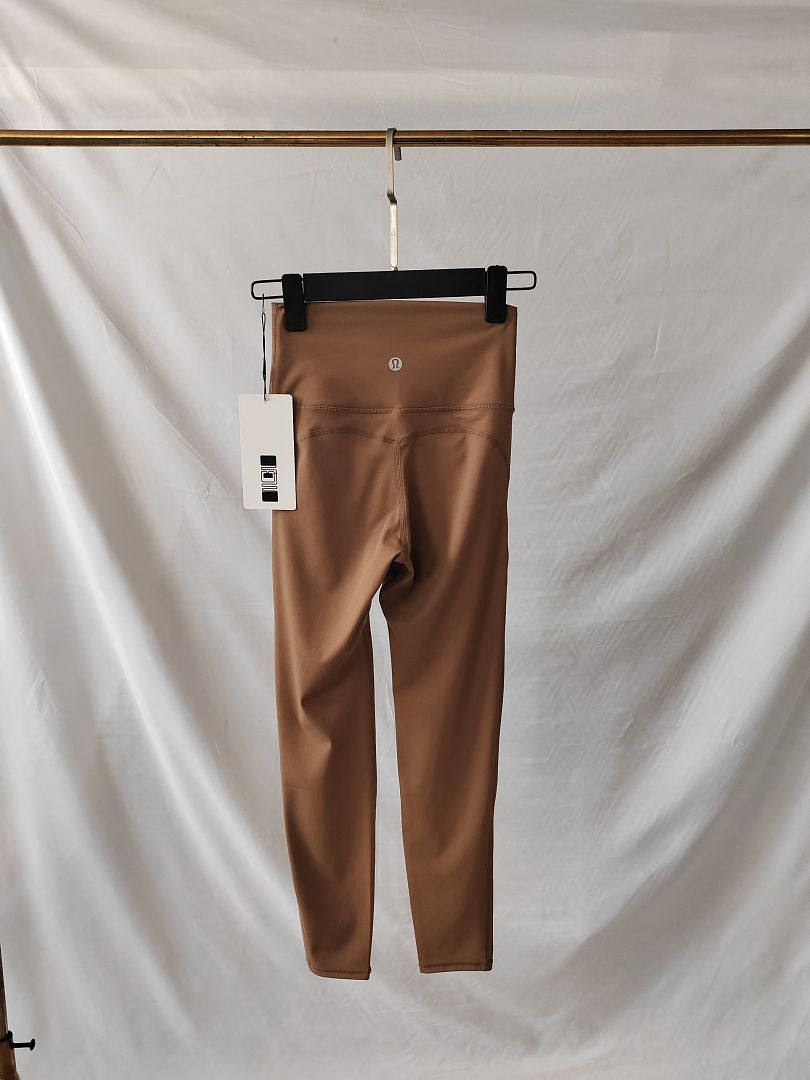 A3485 Lululemon women yuga cropped legging — תמונה 11
